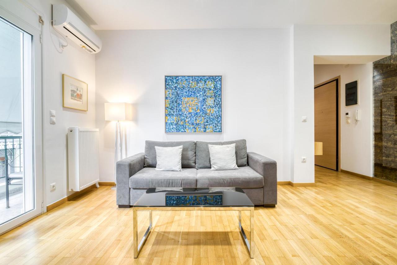 Stylish, Sunny New 2 Bedroom, Prime Central Athen Exterior foto